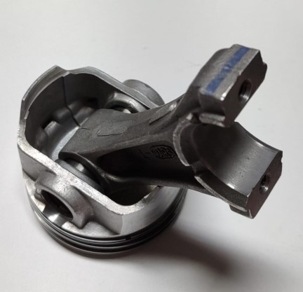 Kawasaki FJ180V 13001-2175 Connecting Rod Assembly